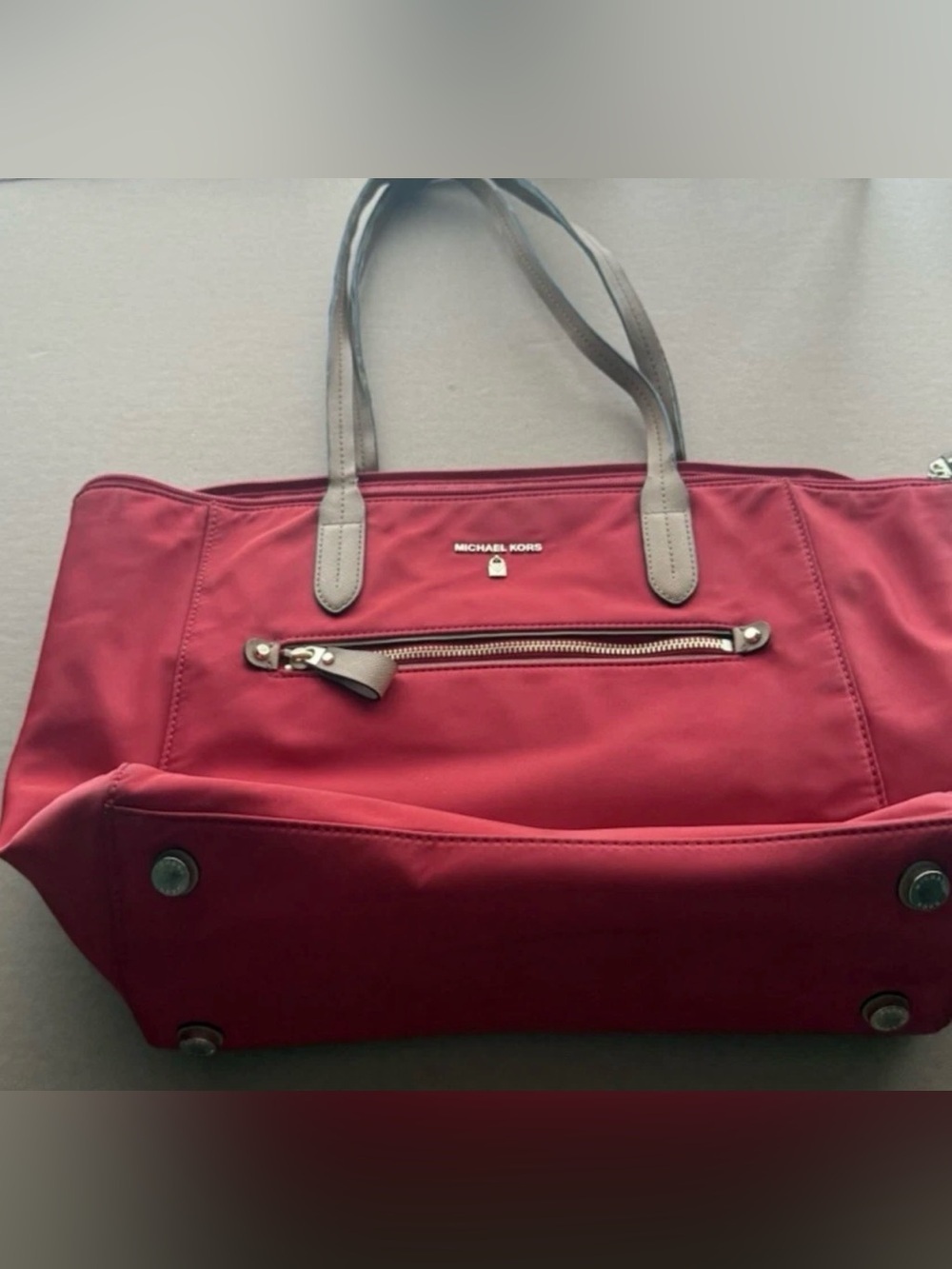 MICHAEL Michael Kors Bag Red Kelsey Large Zip Nylon Tote w/ Luggage Sleeve
